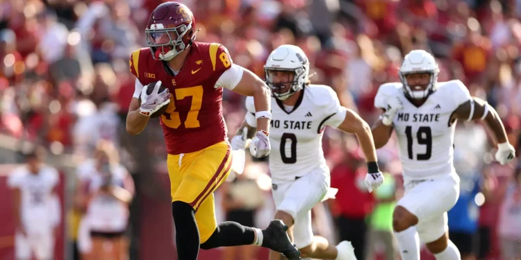 USC Dominates Missouri State to Open 2025 Season with Statement Win
