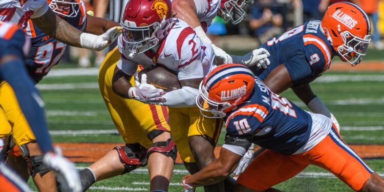 USC Falls to Illinois, Undefeated Streak Snapped
