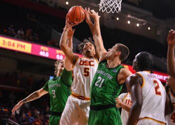 USC Trojans Dominate Manhattan Jaspers 114–83 in Early-Season Showcase